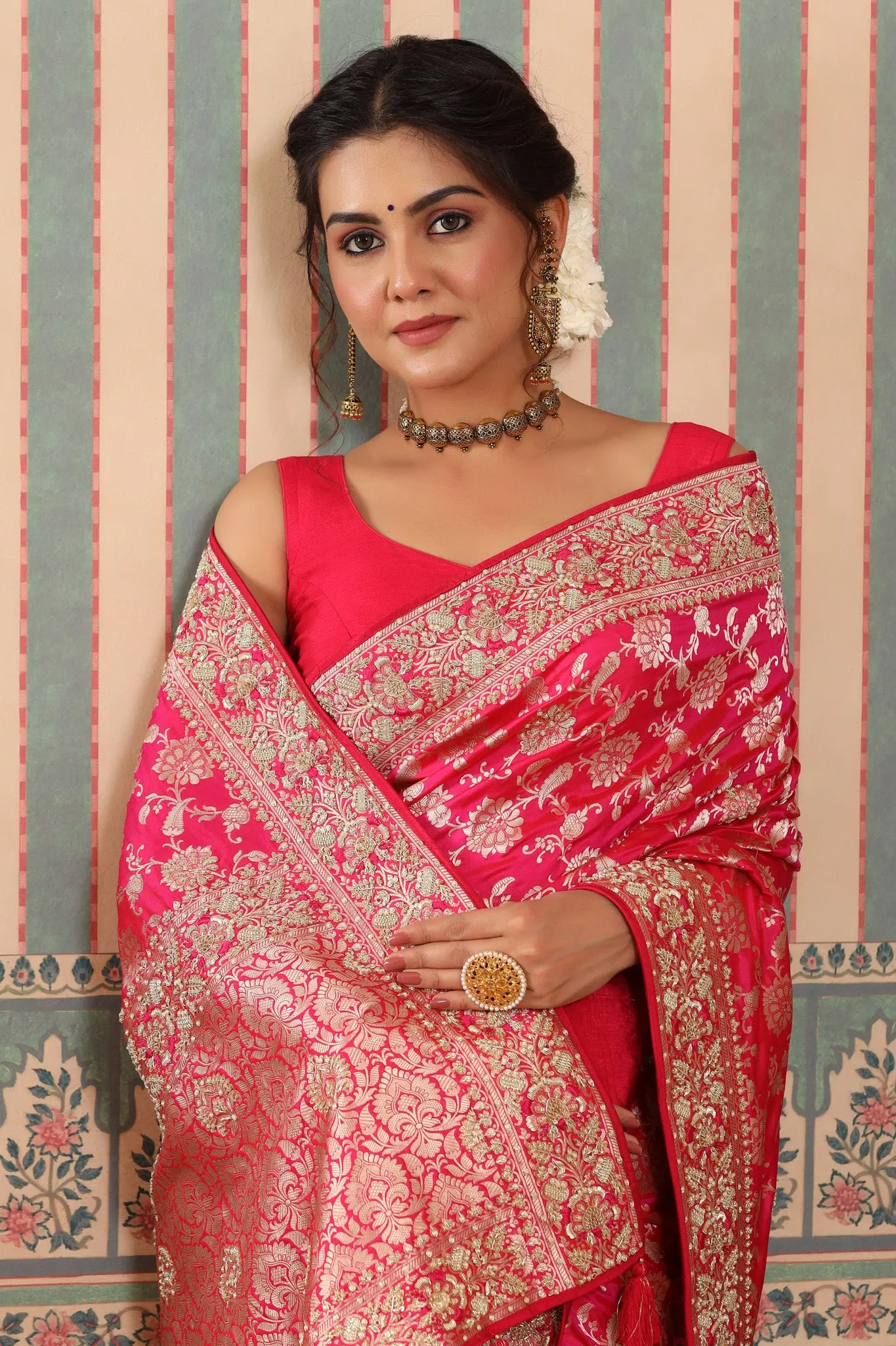 90Z645-RO Pink Heavy Zari Work Banarasi Saree