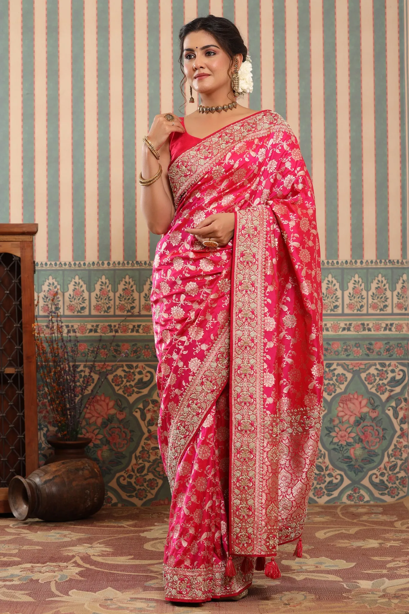 90Z645-RO Pink Heavy Zari Work Banarasi Saree