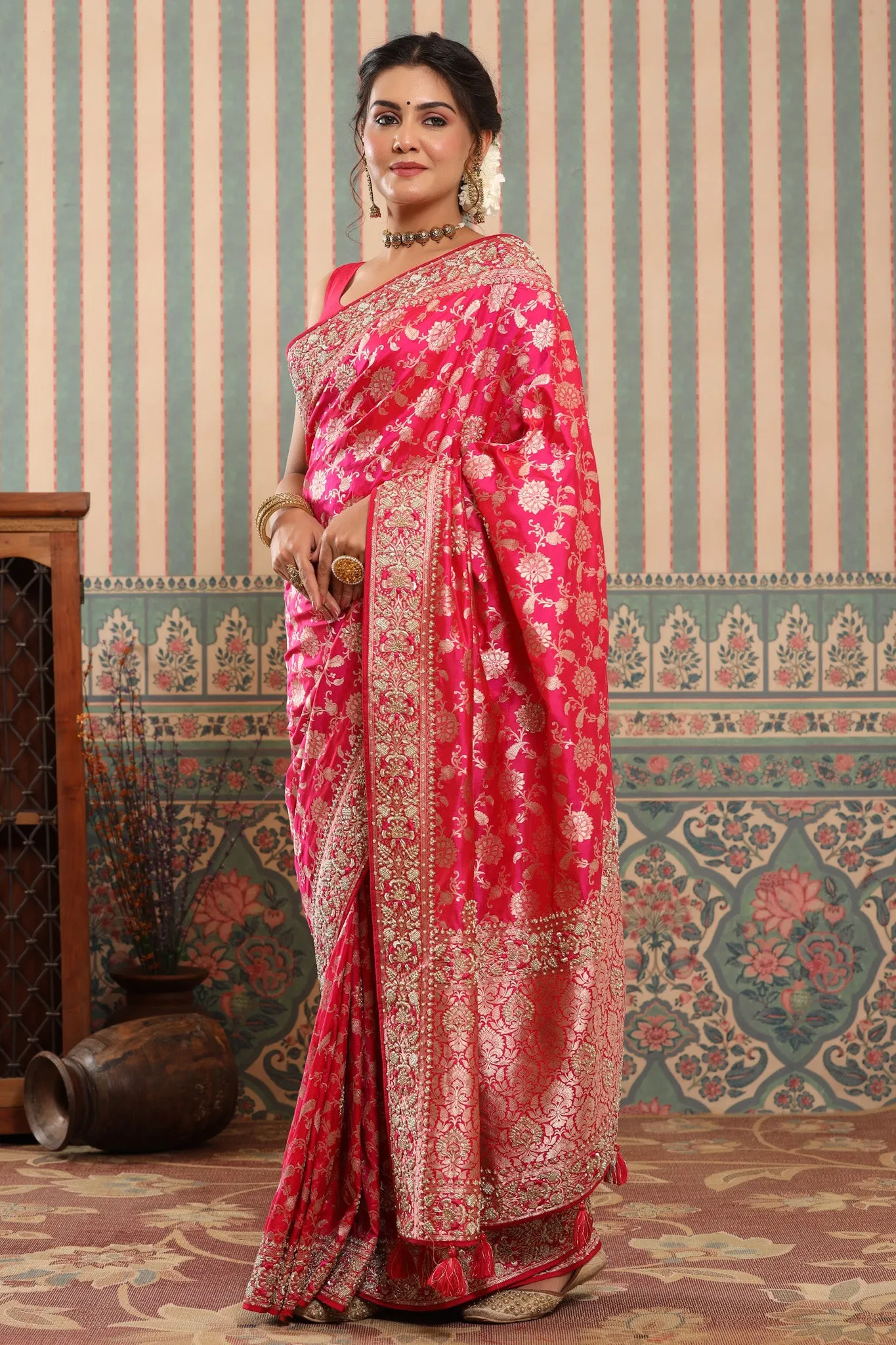 90Z645-RO Pink Heavy Zari Work Banarasi Saree