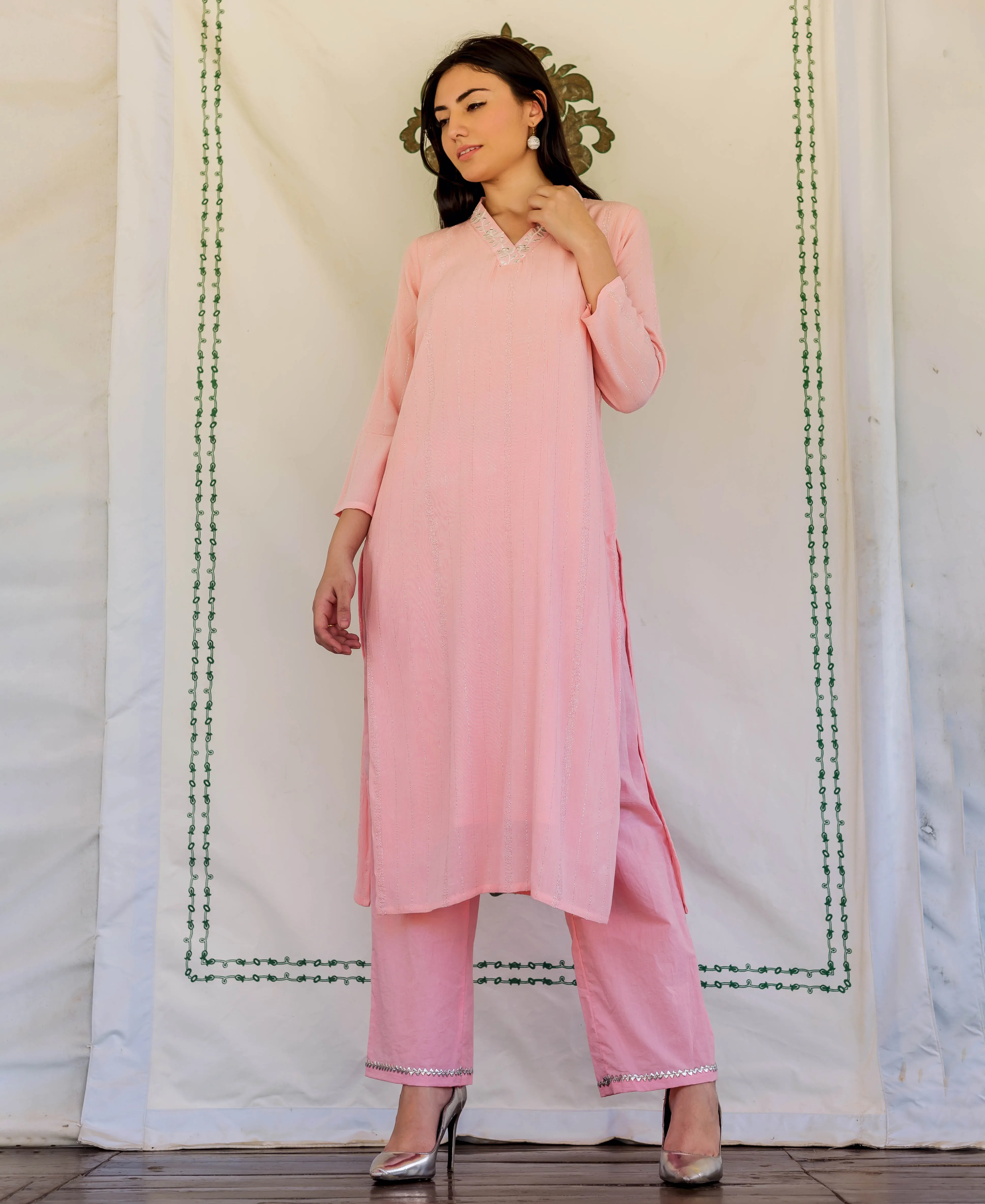 Aria Pink Embroidery Straight Kurta