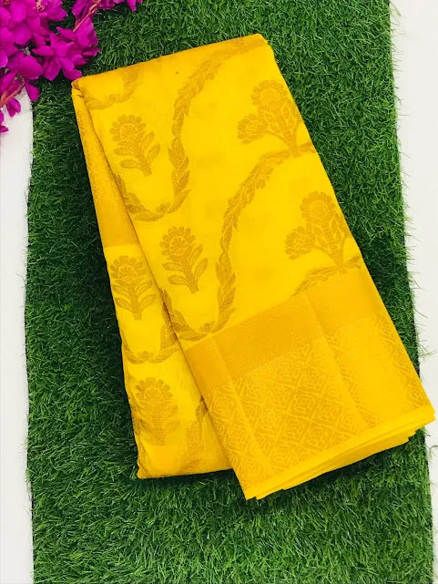 Lovely Yellow Color Flower With Leaf Design Silk Cotton Saree And Pallu Brocade Design.