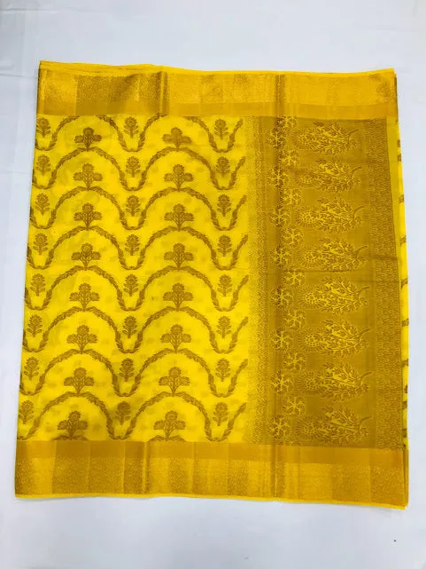 Lovely Yellow Color Flower With Leaf Design Silk Cotton Saree And Pallu Brocade Design.